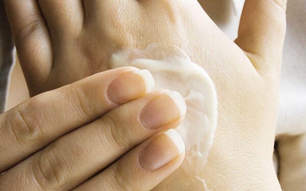 Cracked Fingers Sign of Cancer