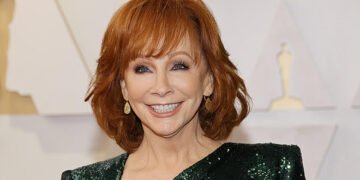 Is Reba McEntire Deaf
